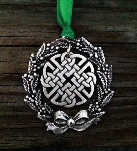 Christmas Wreath With Celtic Knot Pewter Ornament Treasure Cast