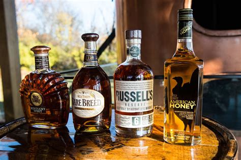 Best Distilleries to Visit on the Kentucky Bourbon Trail | Earth Trekkers