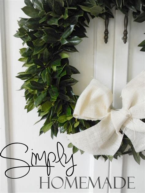 simply homemade: DIY Holly wreath tutorial