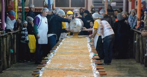 G1 Piranguinho volta a bater recorde pé de moleque de 21 metros