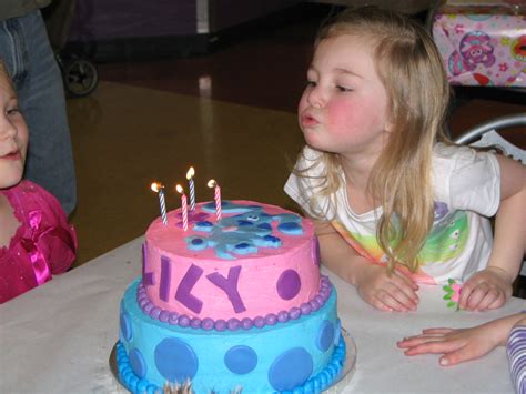 Pink and Teal: Blue's Clues Birthday Cake