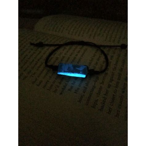 Jual Gelang Resin Persegi Panjang X Kayu Glow In The Dark Shopee