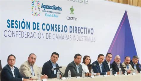 Refrenda Gobernador A Industriales Viabilidad De Guanajuato Para