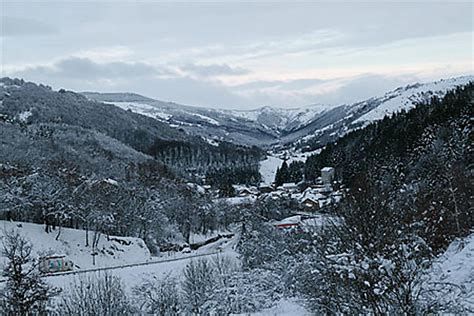 Villefort en hiver Village Villefort Lozère Languedoc