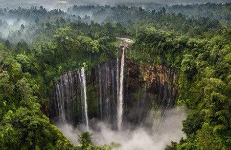 Yuk! Kunjungi 10 Air Terjun Terindah di Indonesia Ini