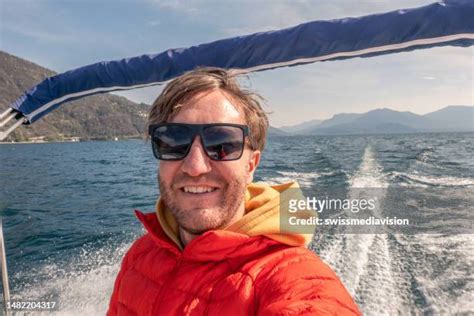 Speedboat Front View Photos And Premium High Res Pictures Getty Images