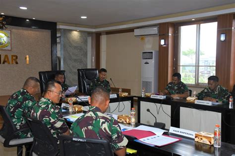 Danpasmar Pimpin Rapat Sidang Patjab B Dan C Perwira Pasmar