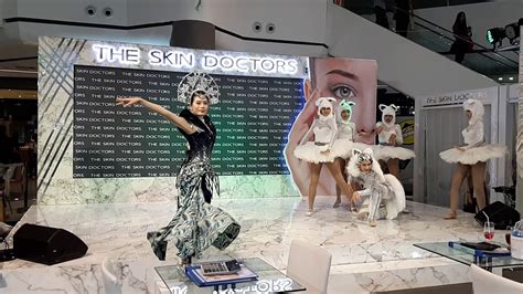 The Skin Doctors โชว์จิ้งจอก แสงสีศิลป์ Youtube