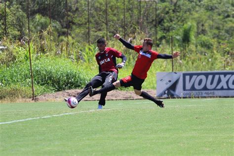 Atl Tico Pr Empata O Joinville No Primeiro Teste Para O Paranaense