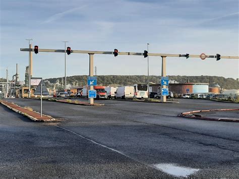 Grève levée à la raffinerie TotalÉnergies près du Havre Le