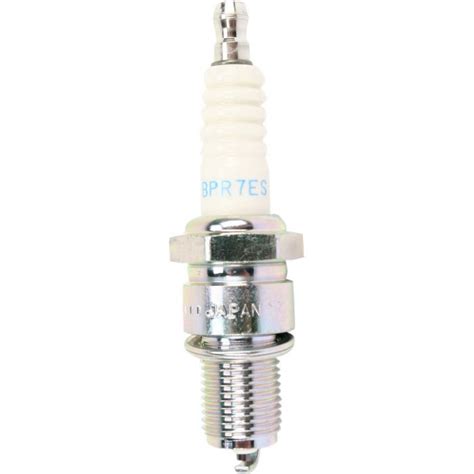 NGK Standard Spark Plug BPR7ES FortNine Canada