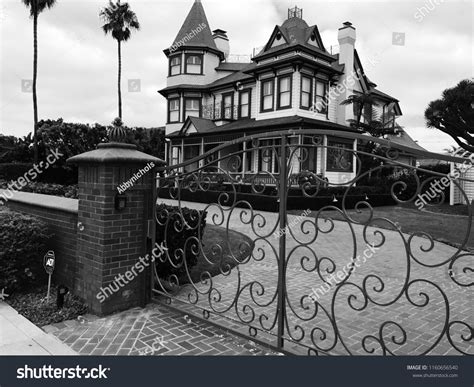 Modern California Beach Mansion Stock Photo 1160656540 | Shutterstock