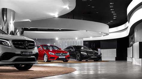 Mercedes Benz Showroom Near Me / Mercedes Benz Showroom Mercedes Benz ...