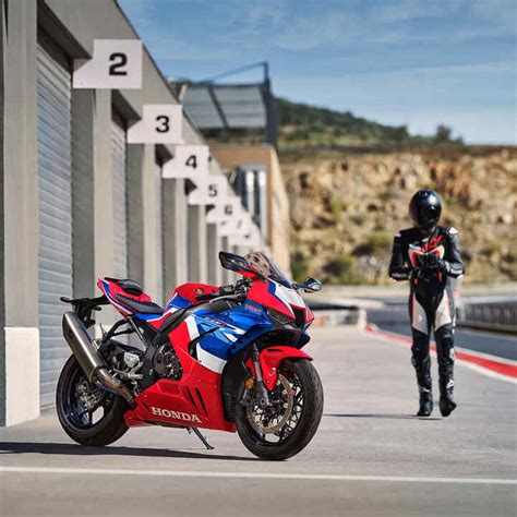 Honda CBR1000RR R Fireblade Unveiled At EICMA 2021 Atelier Yuwa Ciao Jp