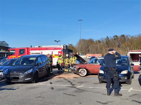 Trafikolycka P Amiralens Parkering Linslusfoto Blekinges Mest