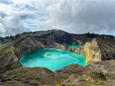 Keindahan Wisata Danau Kelimutu Di Pulau Flores Gabungan Alam Budaya