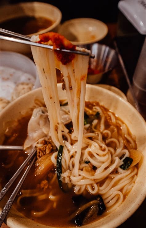 Myeongdong Kyoja Soup Er Tasty Kalguksu Noodle Soup In Seoul