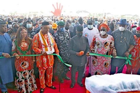 Vice President Yemi Osinbajo Has Lauded Governor Udom Emmanuel Over His