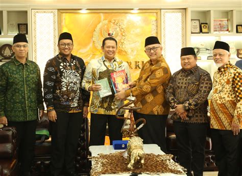 Ketua MPR RI Sistem Demokrasi Indonesia Perlu Perbaikan Dan Penanaman