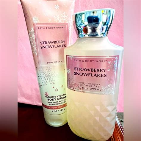 Bath Body Works Bath Body Bath Body Works Strawberry Snowflakes