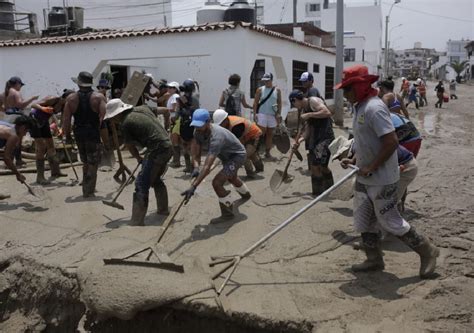 Personas Damnificadas Y Por Lo Menos Fallecidas En Per