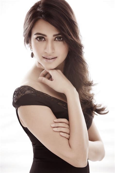 Kriti Kharbanda Latest Photoshoot Gallery