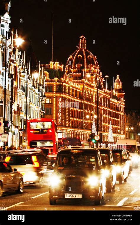 London Uk Dec 3 London Taxi Also Called Hackney Carriage Black