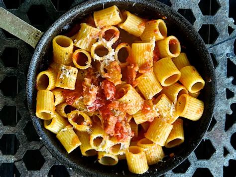 Rigatoni All Amatriciana Pasta Amatriciana Everybodylovesitalian