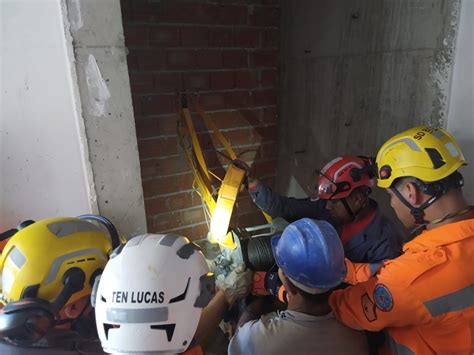 Homem tem parte da mão esmagada por máquina enquanto trabalhava em BH