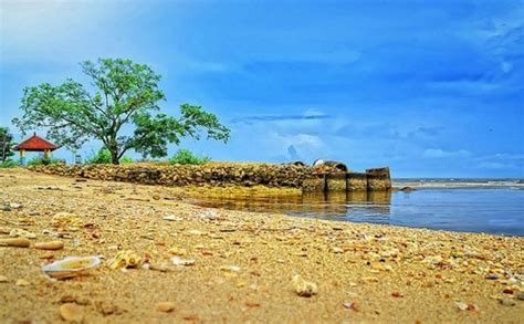 Yuk Piknik Ke Pantai Beringin Jepara Yang Indah Dengan Deretan