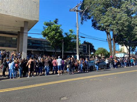 Servidores Municipais De Marília Iniciam Paralisação Por Reajuste Salarial Bauru E Marília G1