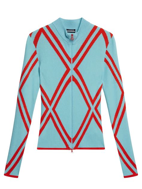 Shop This Seasons Trending Argyle Sweater Vogue Scandinavia