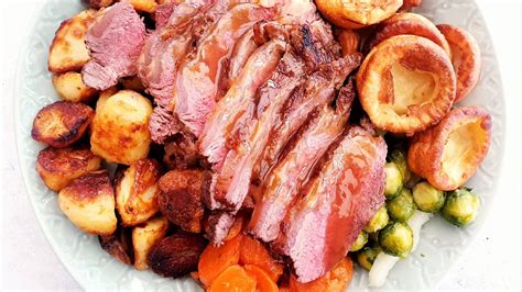 Quick Roast Sirloin of Beef & Proper Gravy – Feast Glorious Feast