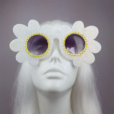 Pushing Up Daisies Iridescent Glitter Daisy Flower Sunglasses Pearls And Swine