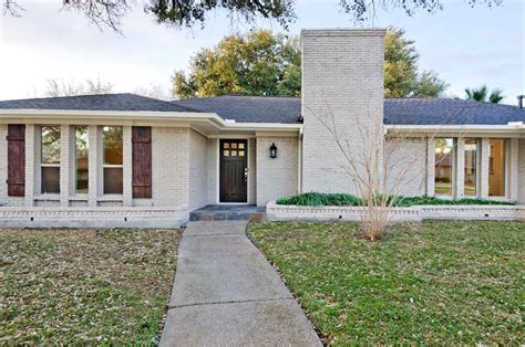 Outstanding Renovation From Flash Back To Fantastic Brick Ranch