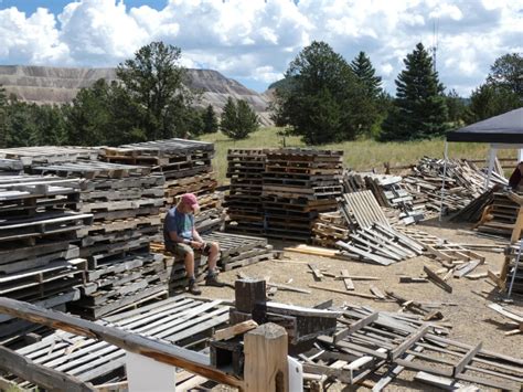 Another Colorado mountain town got a Danish troll sculpture | Colorado Public Radio