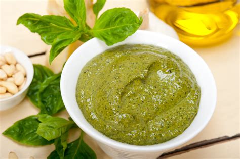 Une Recette De Sauce Pesto Maison Tr S Facile Faire