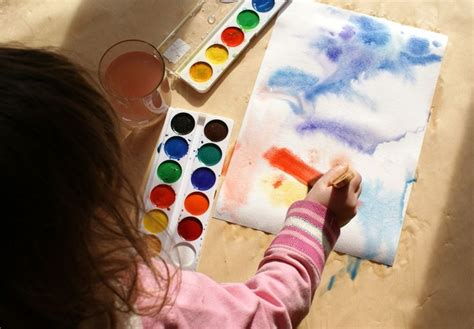 Tecniche di acquerello Attività di pittura per bambini Attività di