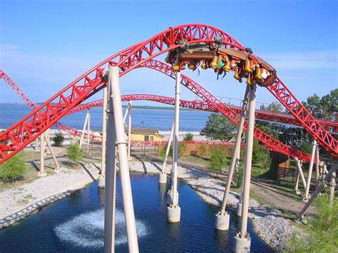 Roller coaster season kicks off as summer starts | 95.3 MNC