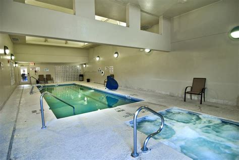 Editor Picks: Hotels with indoor pool in El Paso, tx