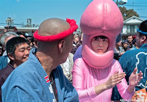 PHOTOS Japanese Penis Worshipping Festival Kinda NSFW