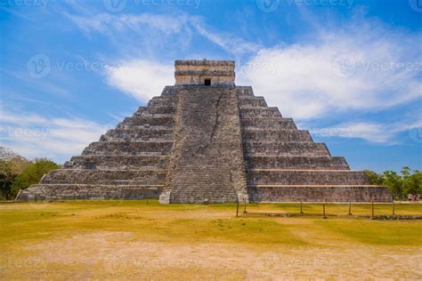 Temple Pyramid Of Kukulcan El Castillo Chichen Itza Yucatan Mexico