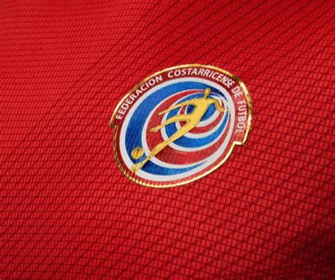 Download Costa Rica National Football Team Logo Patch Wallpaper