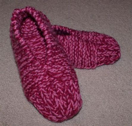 Easy Knitting Patterns for Knit Slippers Beginners - Bing images | Easy ...