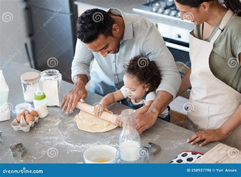 shes  rolling    couple baking   toddler  home