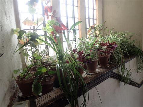 A Window Sill On The Stairs In Marathon Cc By Sa 2 0 Geograph