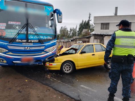 Accidente De Tr Nsito Dos Personas Resultaron Heridas Tras El Choque