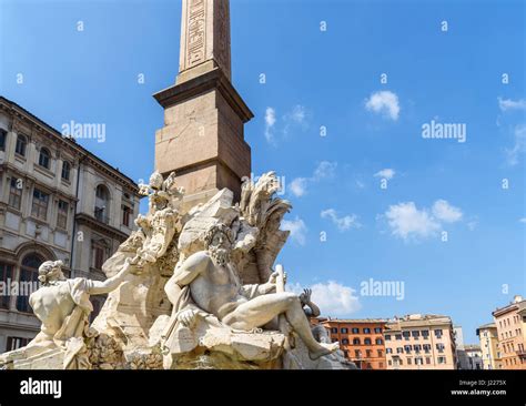 Fontana dei Quattro Fiumi Brunnen der vier Flüsse Piazza Navona Rom