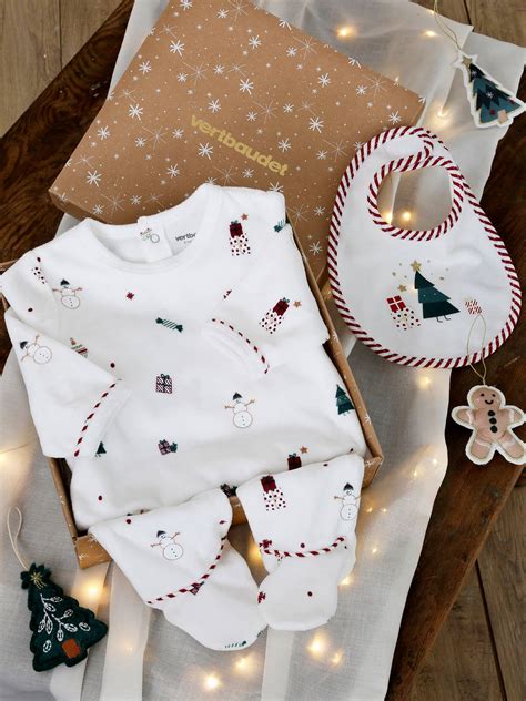 Coffret cadeau de Noël bébé dors bien en velours bavoir écru Vertbaudet