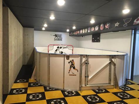 Learn More About Hockey Rink Boards | D1 Backyard Rinks